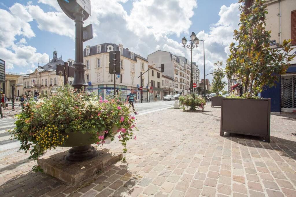 Beautiful Studio Located South Of Paris 布尔格拉瑞恩 外观 照片